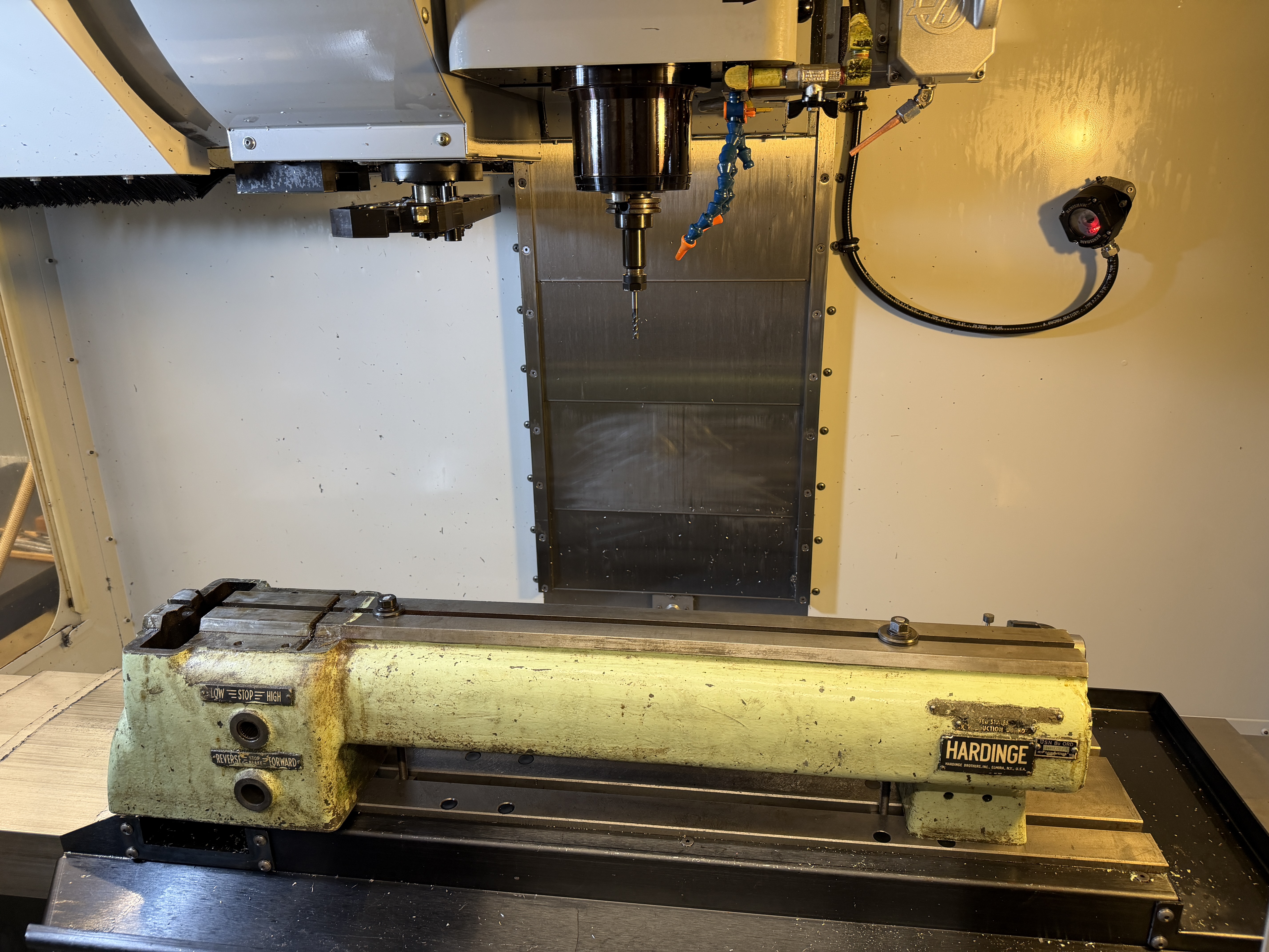 Lathe bed set up for milling